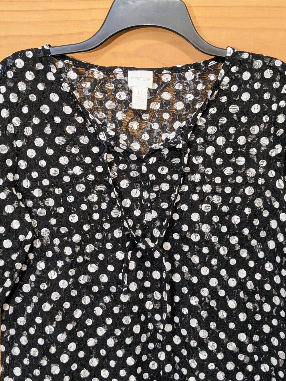 Chico's Tunic Top Nylon Mesh Polka Dot 3/4 Sleeve Semi Sheer Black White Sz 0/Sm - Picture 2 of 10